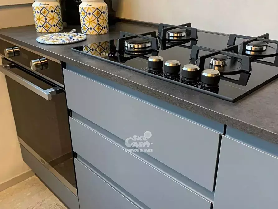 Immagine 23 di Casa trifamiliare in affitto  a Marsala