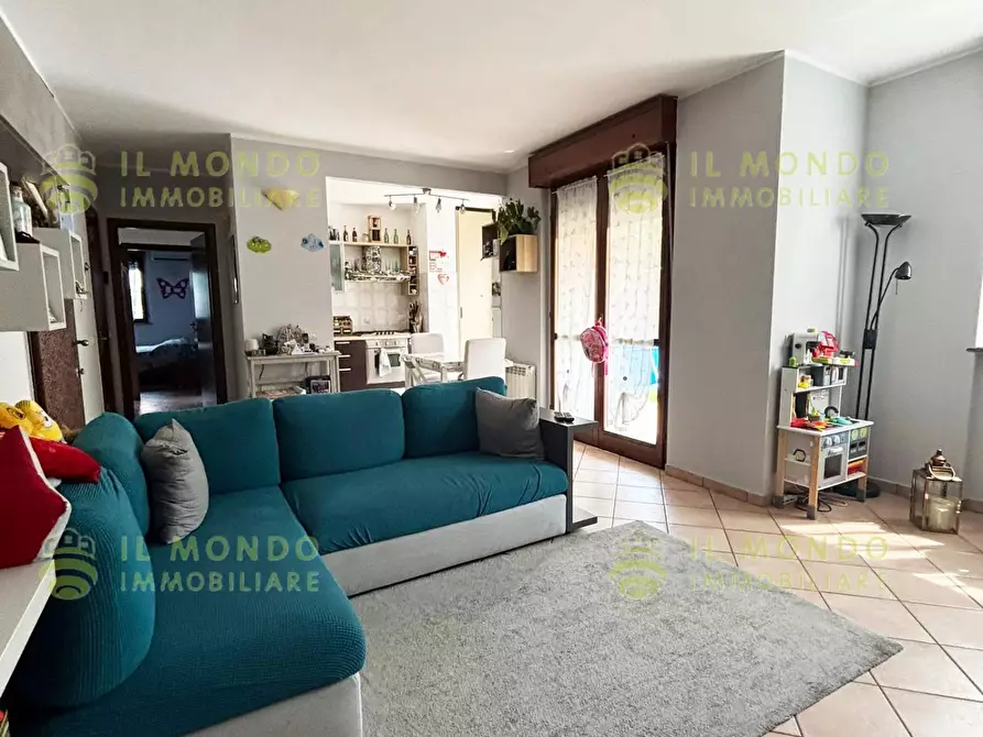 Immagine 5 di Casa trifamiliare in vendita  in Via Fratelli Cervi, 8. a Paullo