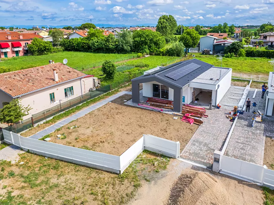 Immagine 14 di Terreno edificabile in vendita  a Albignasego