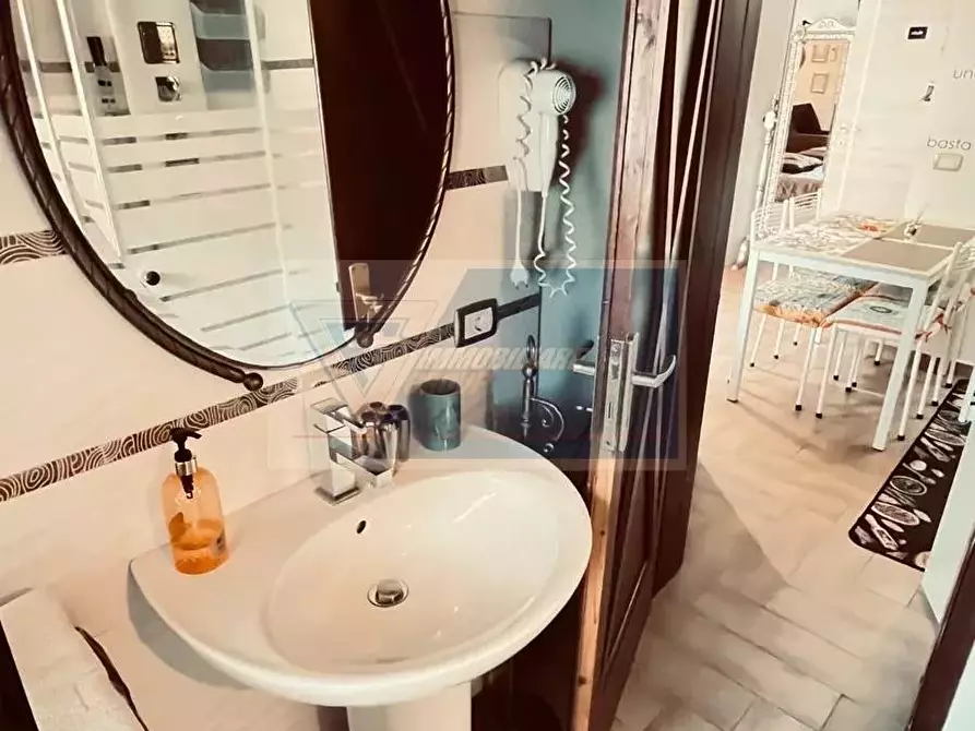 Immagine 23 di Monolocale in vendita  in Via Resalibera a Siracusa