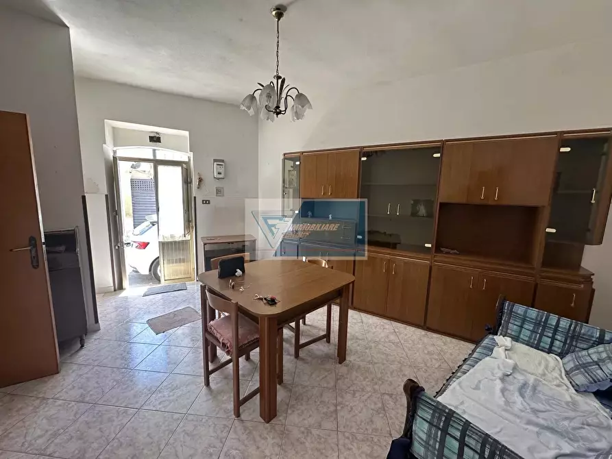 Immagine 4 di Casa trifamiliare in vendita  in Via Venti Settembre a Noto