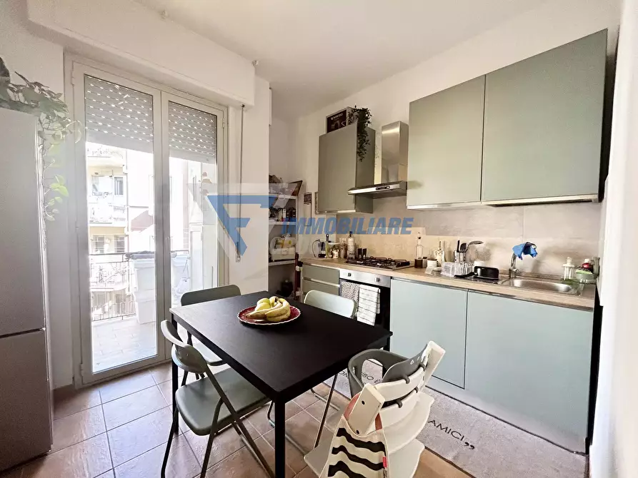 Immagine 5 di Casa trifamiliare in vendita  in Viale Teracati a Siracusa