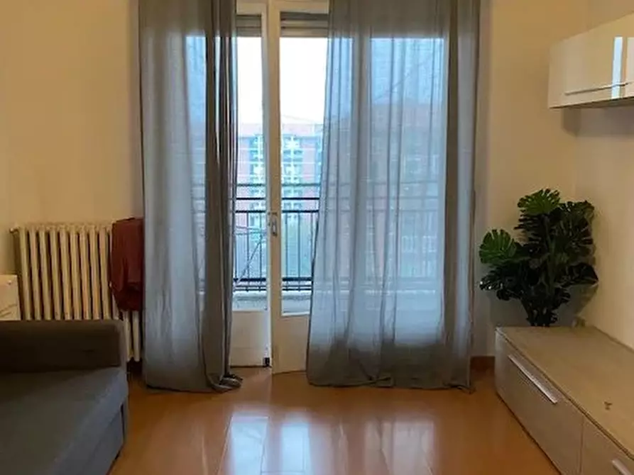 Immagine 2 di Casa trifamiliare in affitto  a Milano