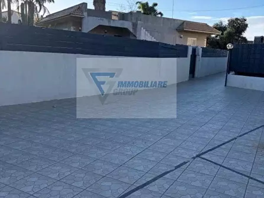 Immagine 5 di Casa trifamiliare in vendita  in Via Brancati a Buccheri