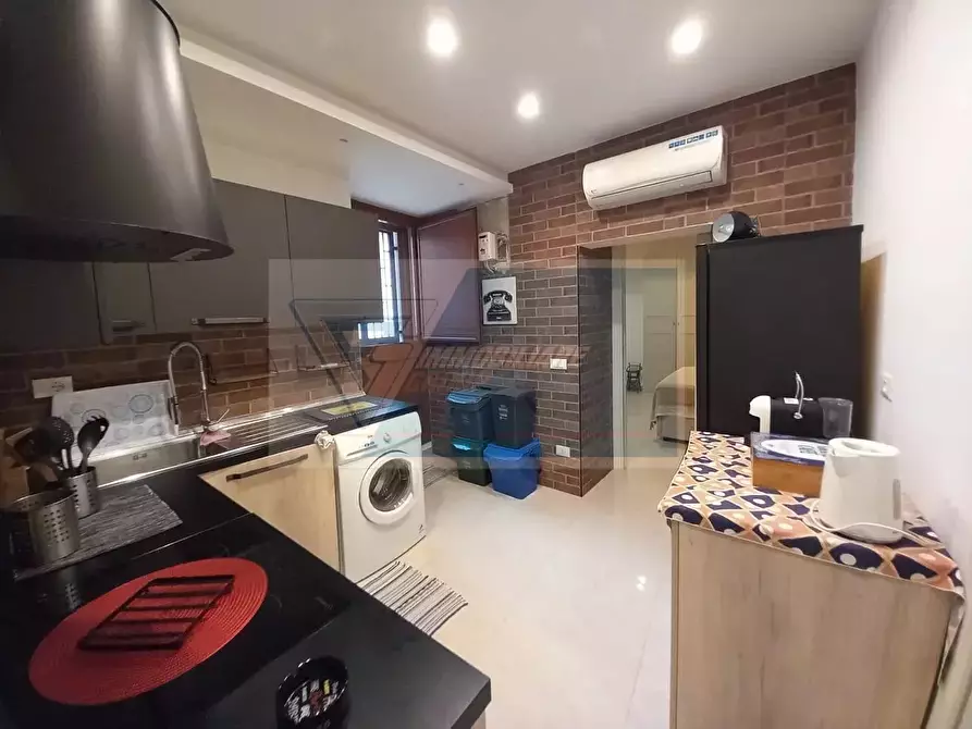 Immagine 35 di Casa trifamiliare in vendita  in via del crocifisso a Siracusa