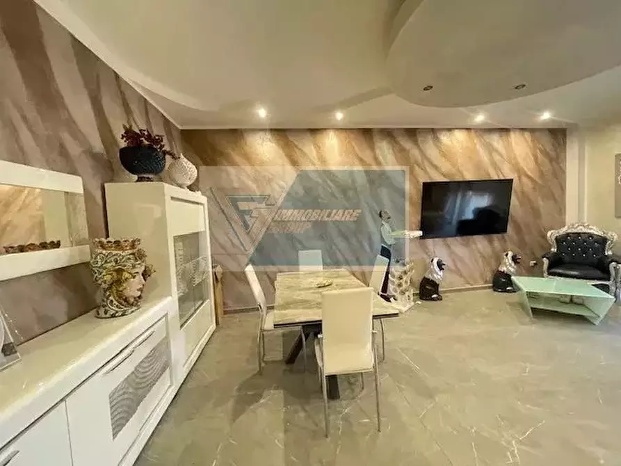 Immagine 6 di Casa trifamiliare in vendita  in Via Grottasanta a Siracusa