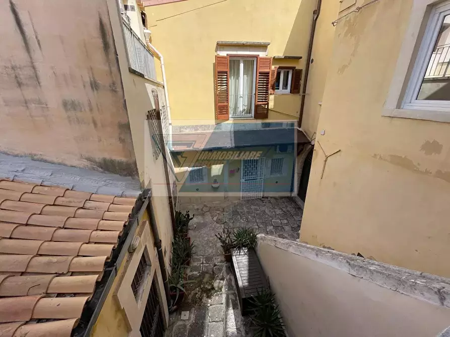 Immagine 17 di Casa trifamiliare in vendita  a Siracusa