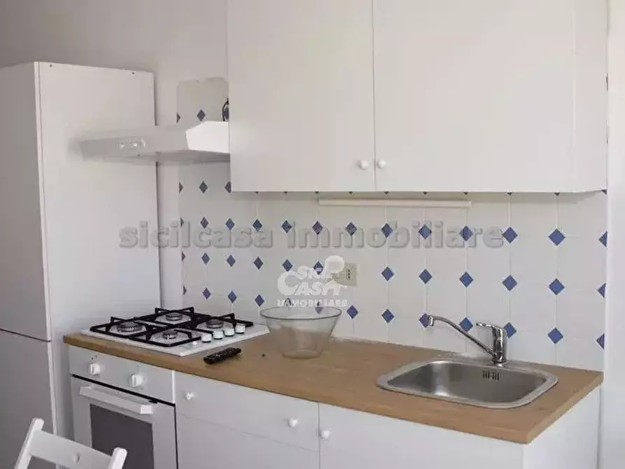 Immagine 3 di Casa trifamiliare in affitto  a Marsala