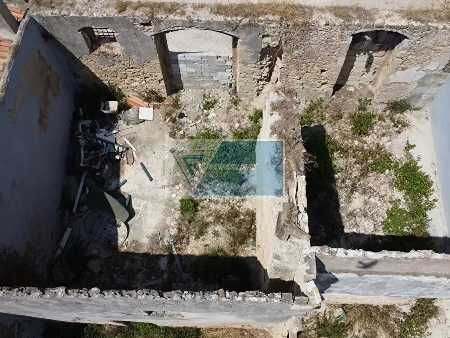 Immagine 8 di Casa trifamiliare in vendita  a Pachino