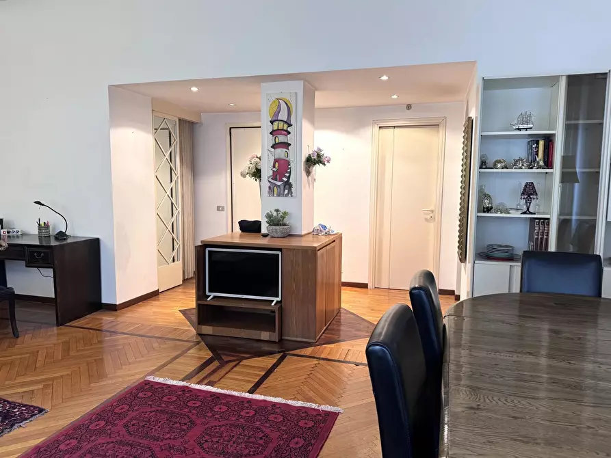 Immagine 3 di Casa trifamiliare in vendita  in Via Saverio Mercadante, 7 a Milano