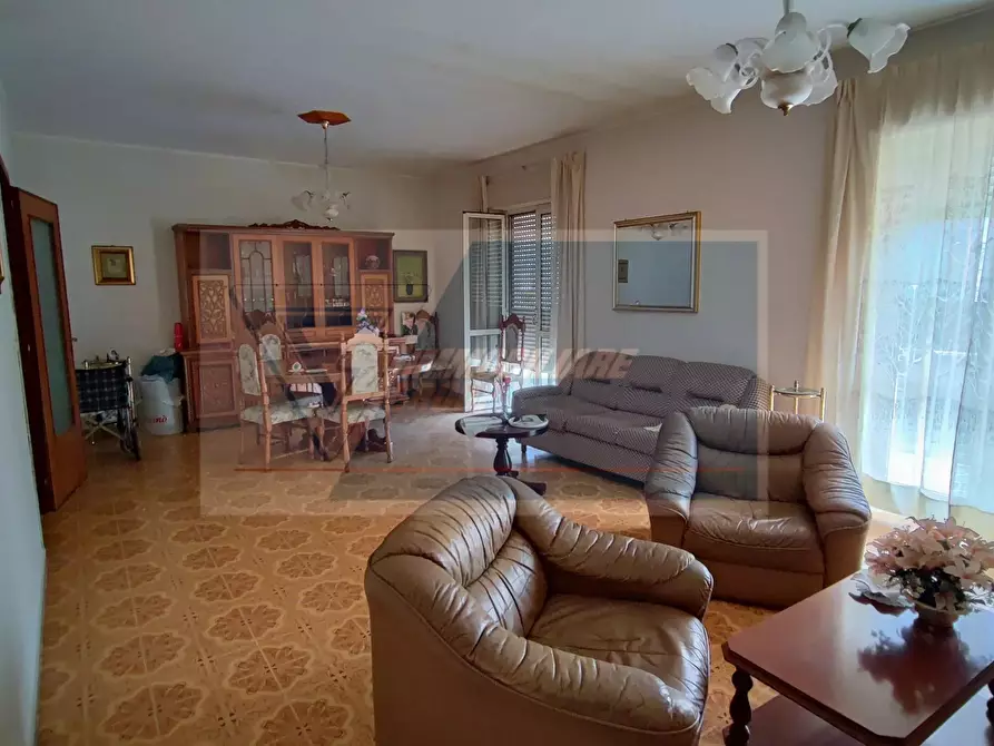 Immagine 9 di Casa trifamiliare in vendita  in VIA FILLIOLEY a Siracusa