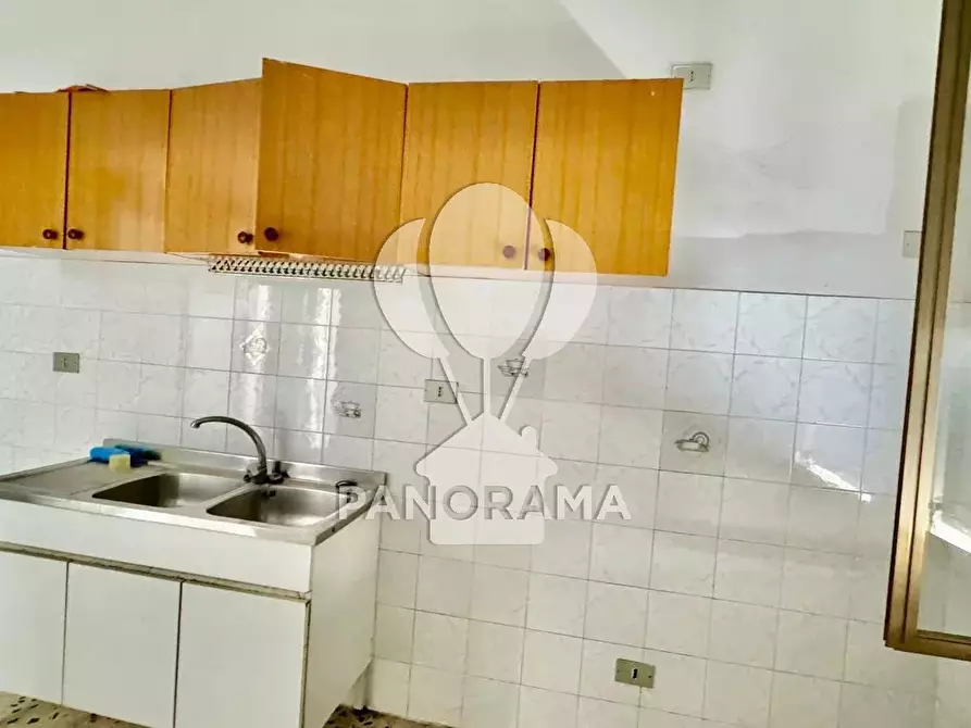 Immagine 19 di Casa trifamiliare in vendita  in Via Principe Amedeo a Balestrate