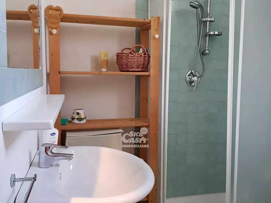 Immagine 17 di Casa trifamiliare in affitto  a Marsala