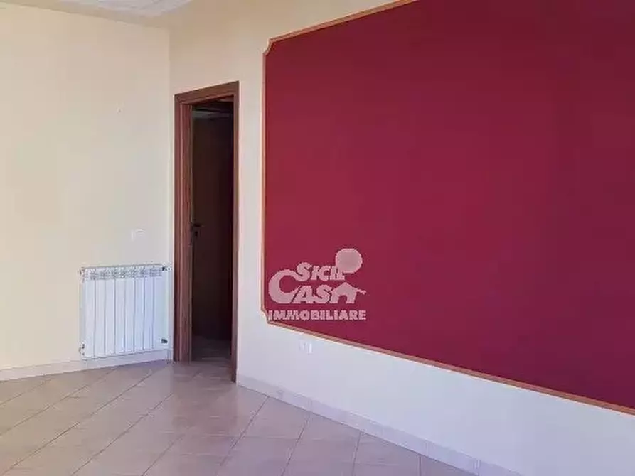 Immagine 2 di Casa trifamiliare in affitto  a Marsala