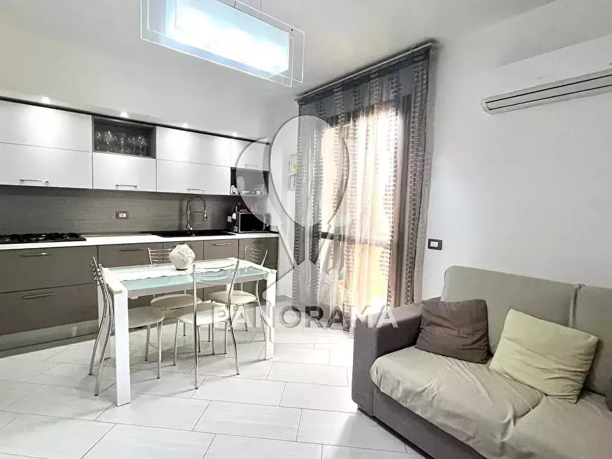 Immagine 27 di Casa trifamiliare in vendita  in Via Mazzini a Balestrate