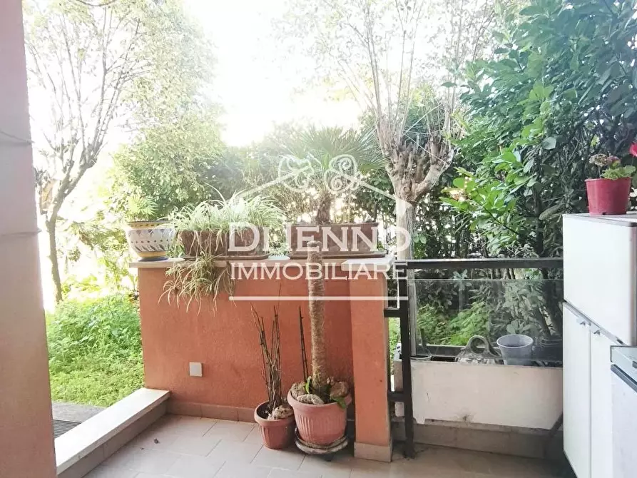 Immagine 3 di Casa trifamiliare in vendita  in Via della Palmarola a Roma