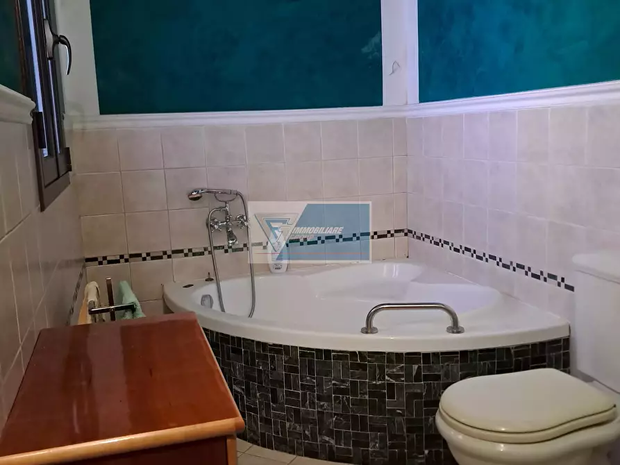 Immagine 2 di Casa trifamiliare in vendita  in Via Palestro, 210 a Buccheri