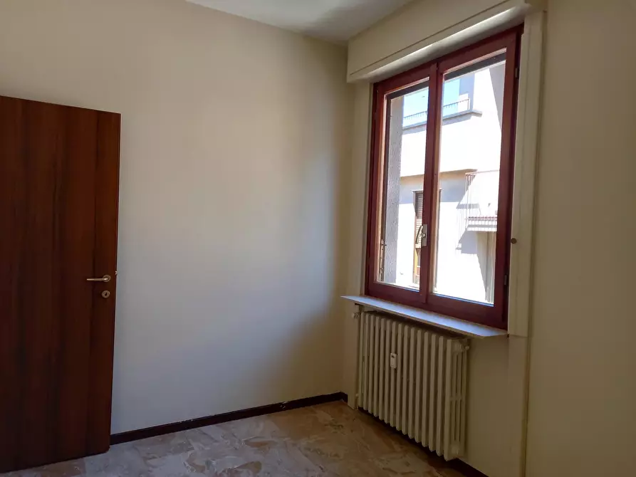 Immagine 16 di Casa trifamiliare in affitto  in Via Monferrato a Milano