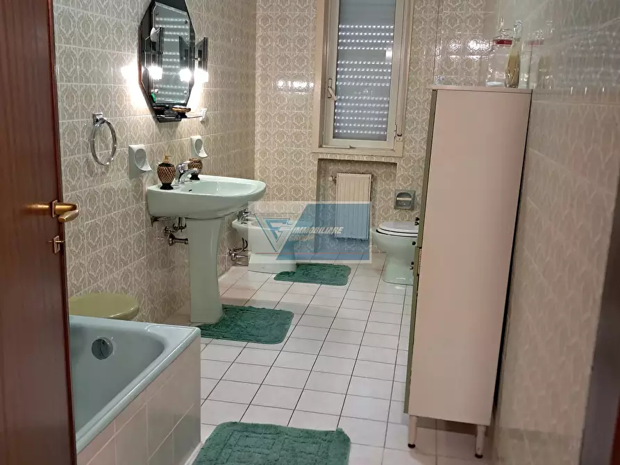 Immagine 5 di Casa trifamiliare in vendita  in Via Antonio Vivaldi, 16 a Buccheri