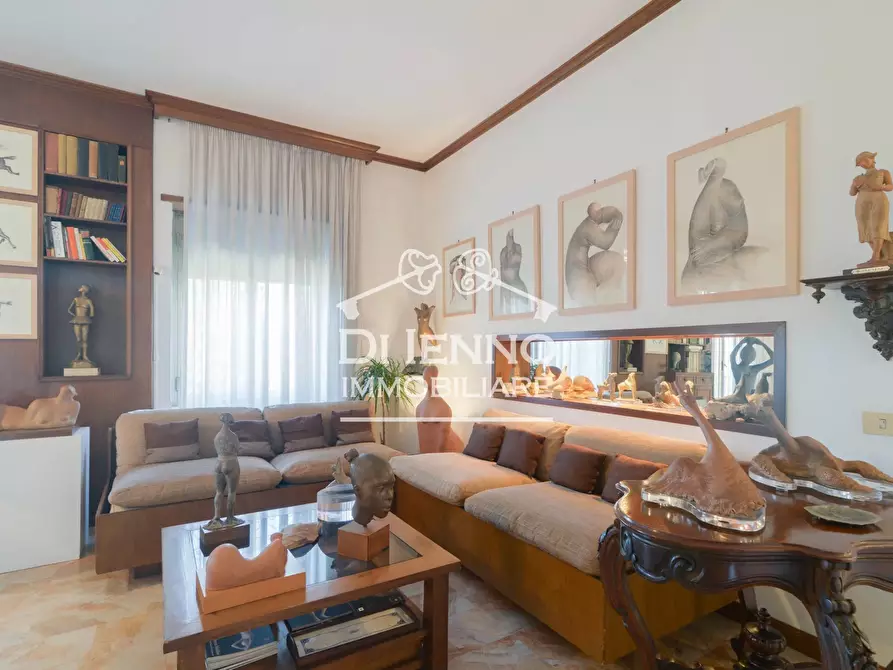 Immagine 21 di Casa trifamiliare in vendita  a Roma