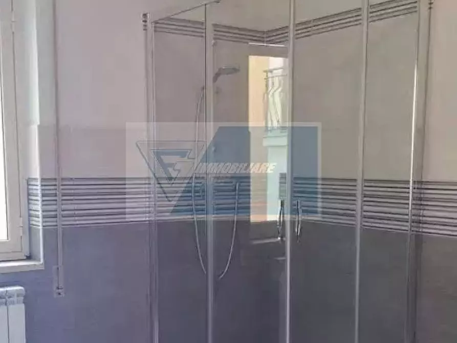 Immagine 11 di Casa trifamiliare in affitto  in Viale Teracati a Siracusa