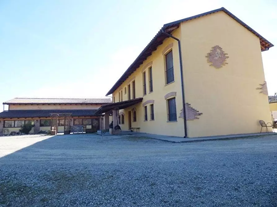 Immagine 7 di Attico in vendita  a Baldissero D'alba