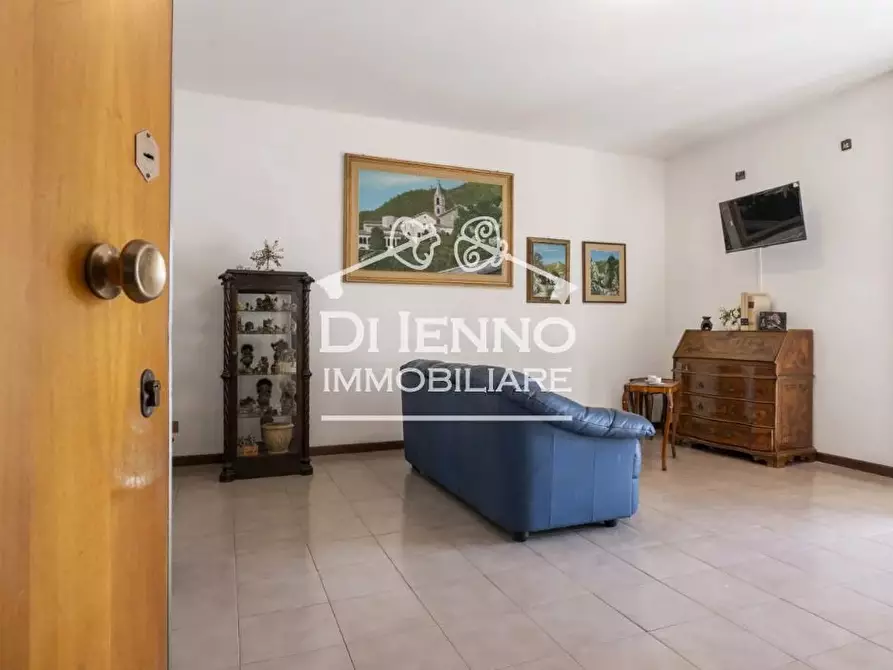 Immagine 9 di Casa trifamiliare in vendita  in Via Renato Mainardi a Roma