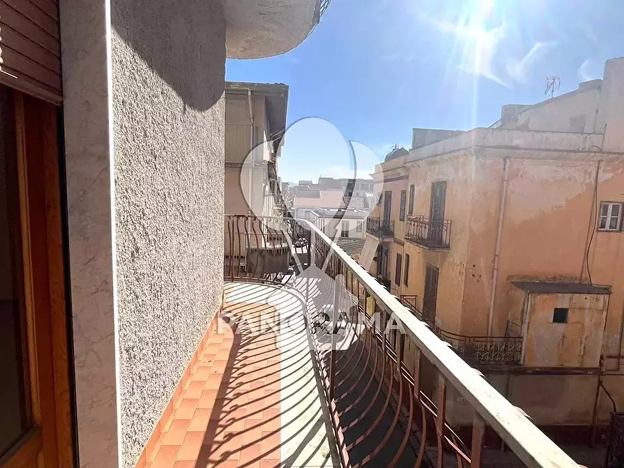 Immagine 6 di Casa trifamiliare in vendita  in Via 4 Novembre, 7 a Partinico