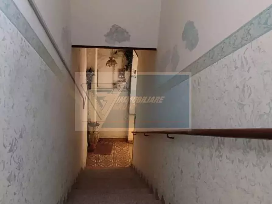 Immagine 2 di Casa trifamiliare in vendita  in Via Caltagirone a Siracusa