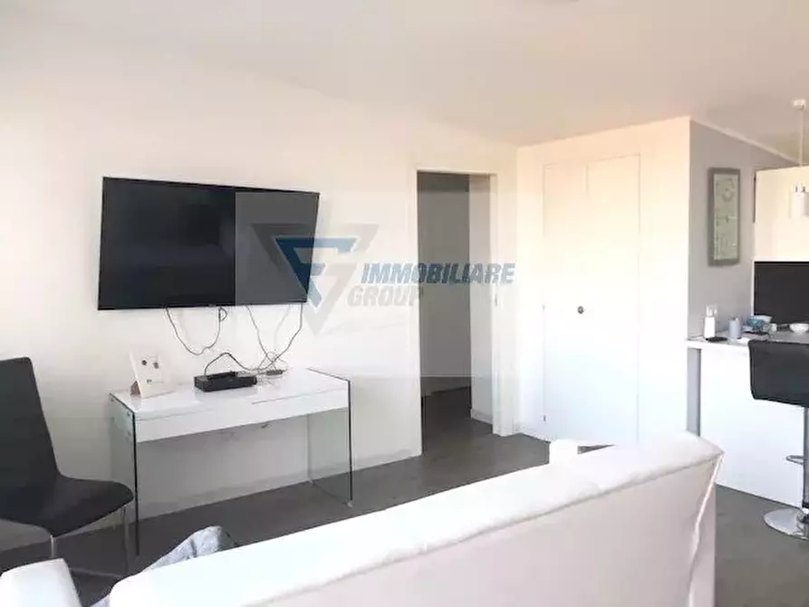 Immagine 6 di Casa trifamiliare in vendita  in Viale Edoardo Garrone a Buccheri