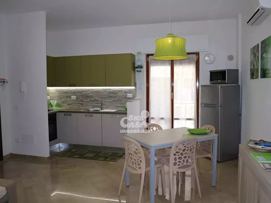 Immagine 28 di Casa trifamiliare in affitto  a Marsala