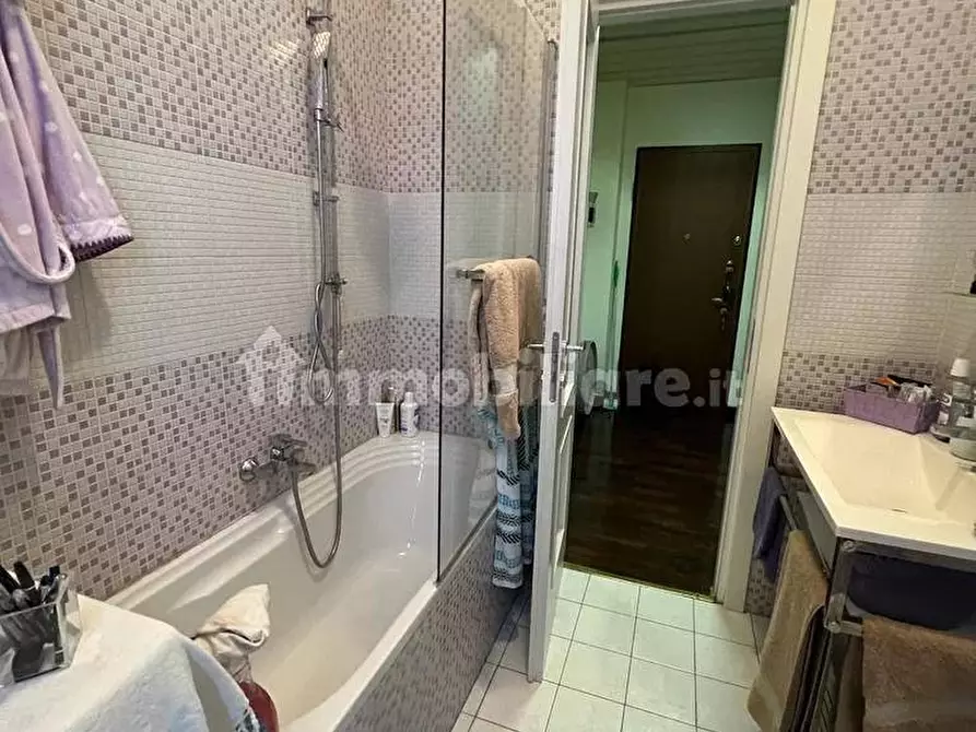 Immagine 17 di Casa trifamiliare in affitto  in Corso Sempione, 76 a Milano