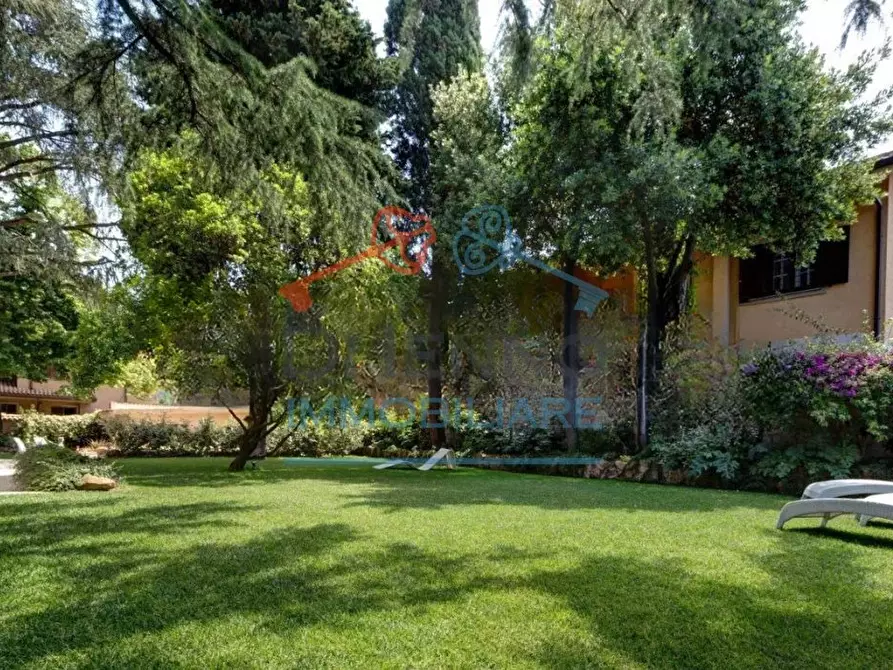 Immagine 2 di Casa trifamiliare in affitto  in Via Appia Pignatelli a Roma