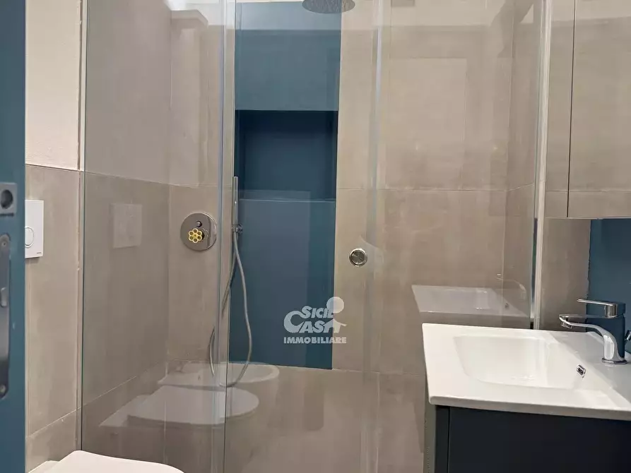 Immagine 16 di Casa trifamiliare in affitto  a Marsala