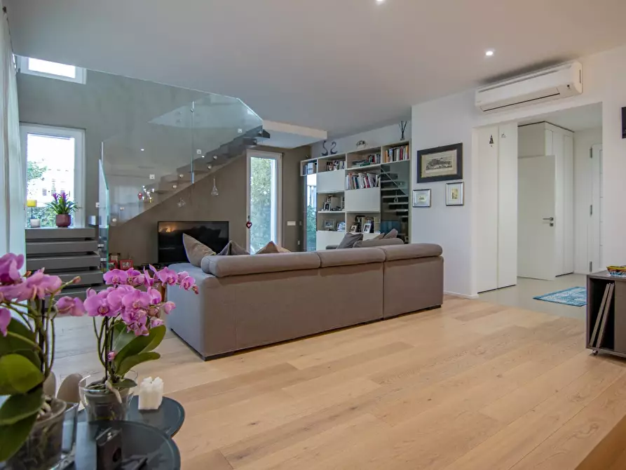 Immagine 21 di Terreno edificabile in vendita  a Padova