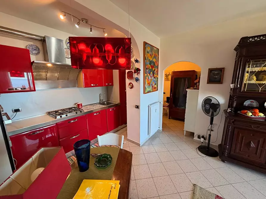 Immagine 3 di Casa trifamiliare in vendita  a Ventimiglia
