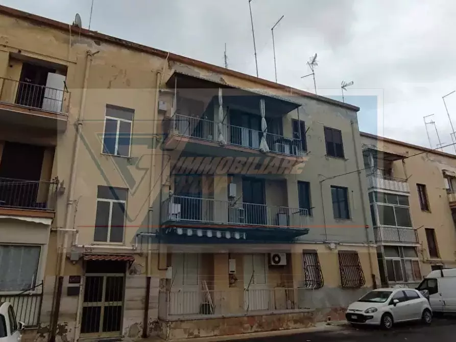 Immagine 1 di Casa trifamiliare in vendita  in Via Diodoro Siculo a Siracusa