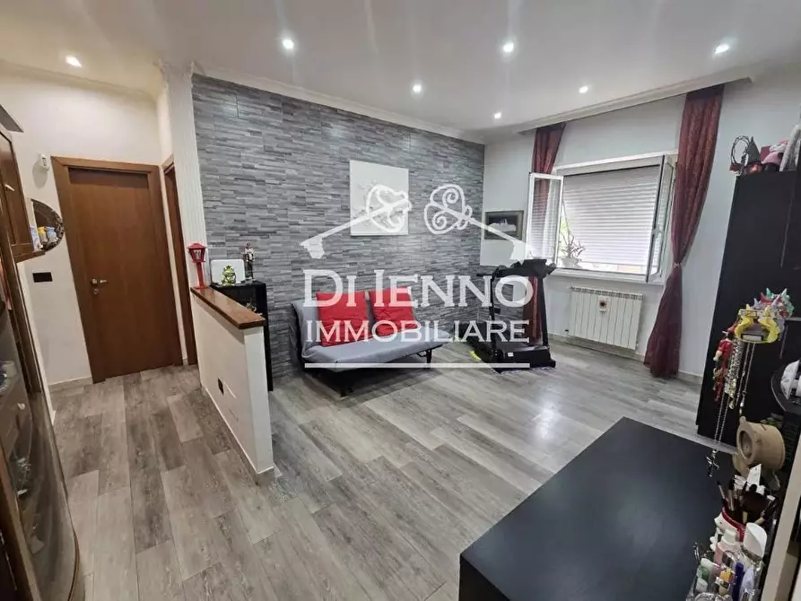 Immagine 10 di Casa trifamiliare in vendita  in Via Visconte Maggiolo a Roma