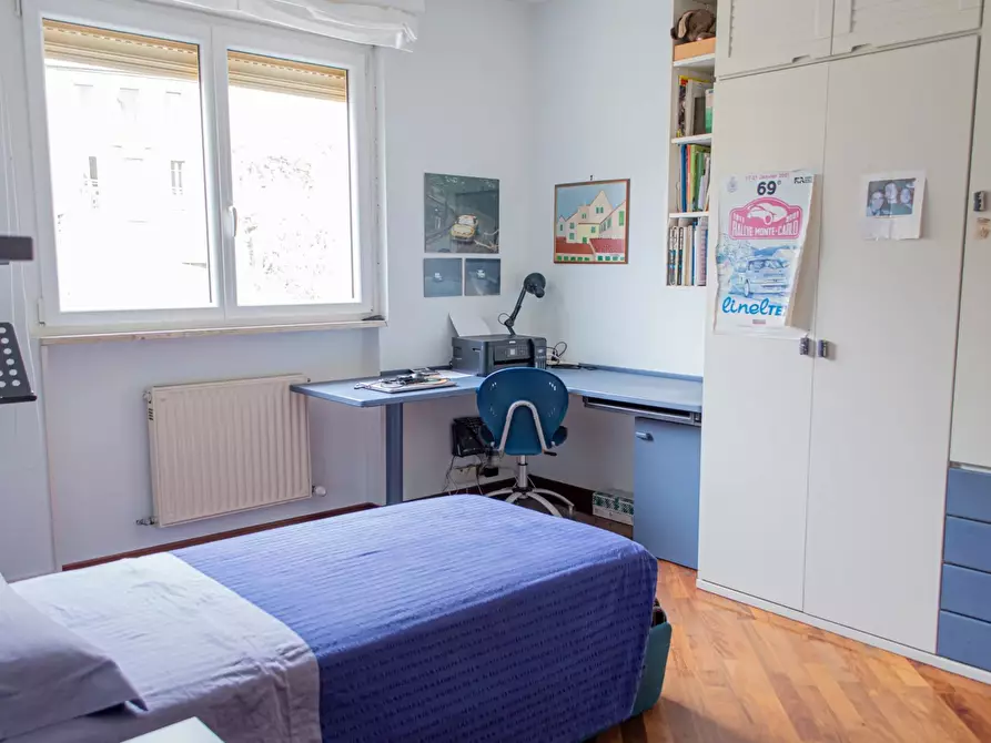 Immagine 12 di Casa trifamiliare in vendita  a Ventimiglia