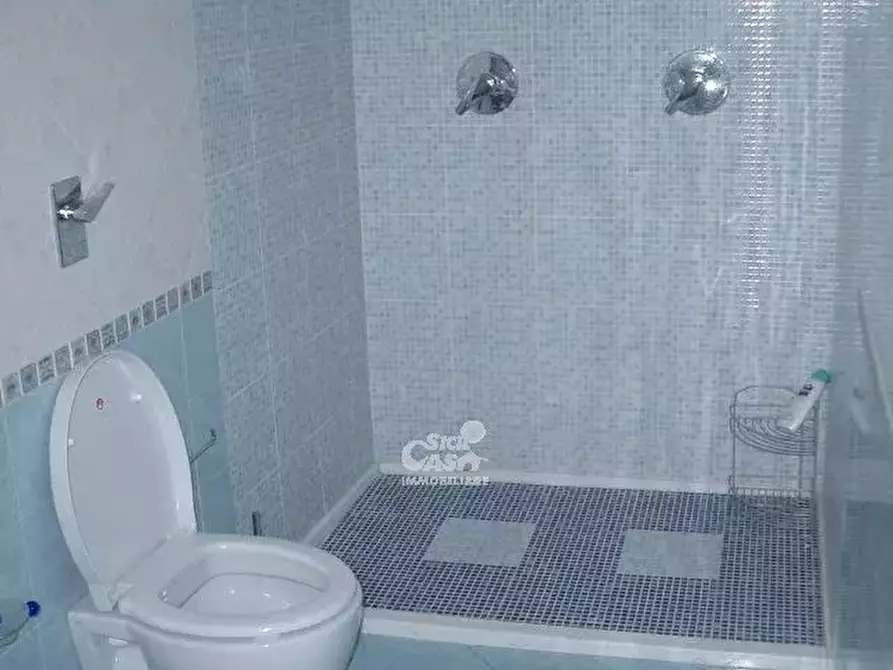 Immagine 6 di Casa trifamiliare in affitto  a Marsala