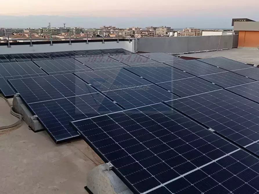 Immagine 13 di Casa trifamiliare in vendita  in Via Modica a Siracusa