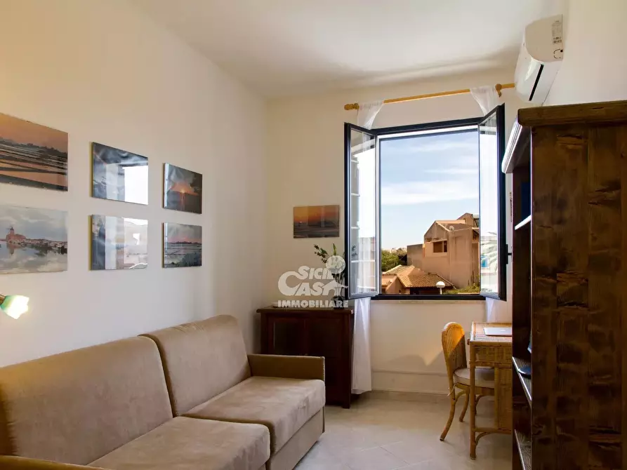 Immagine 27 di Casa trifamiliare in vendita  a Marsala