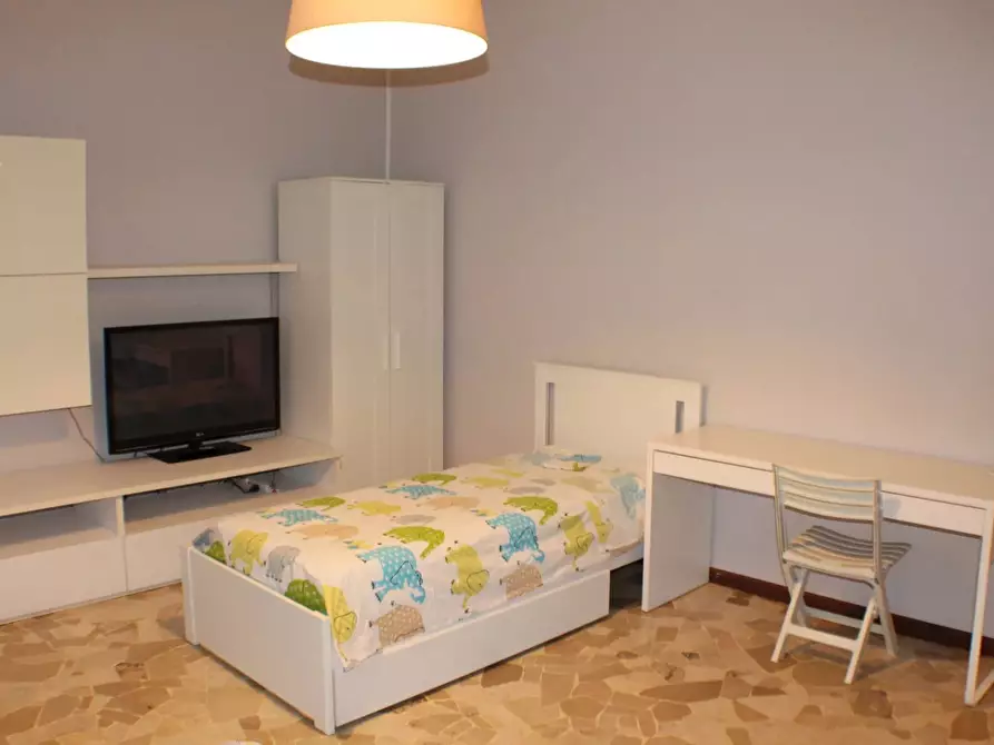 Immagine 5 di Casa trifamiliare in affitto  a Milano