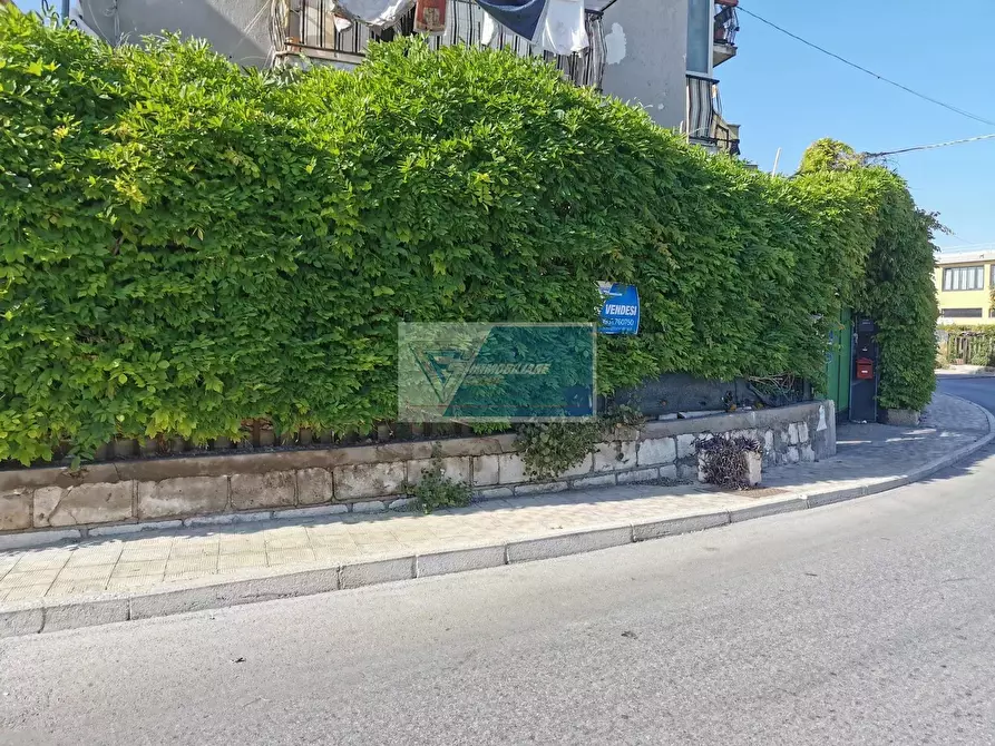 Immagine 18 di Casa trifamiliare in vendita  in VIA TOMMASO EDISON 37 a Buccheri