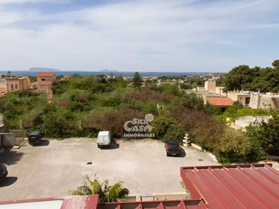 Immagine 15 di Casa trifamiliare in vendita  a Marsala