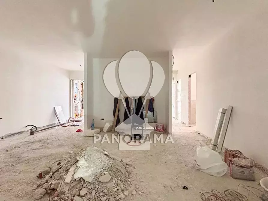 Immagine 23 di Casa trifamiliare in vendita  in Via Allegrezza a Alcamo