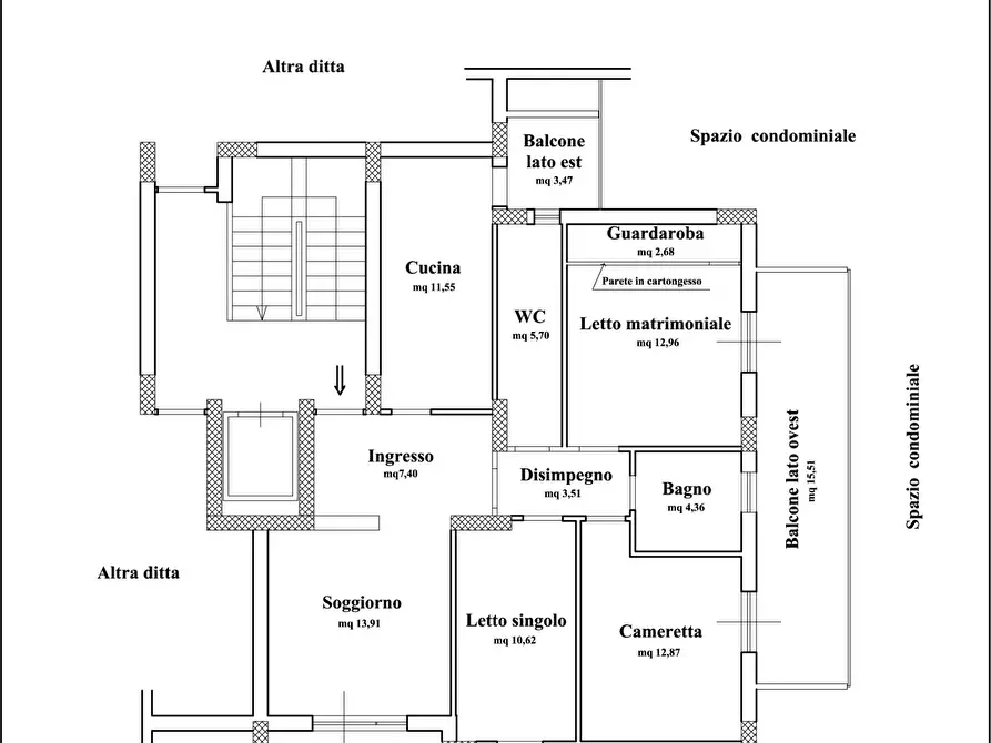 Immagine 8 di Casa trifamiliare in vendita  a Messina
