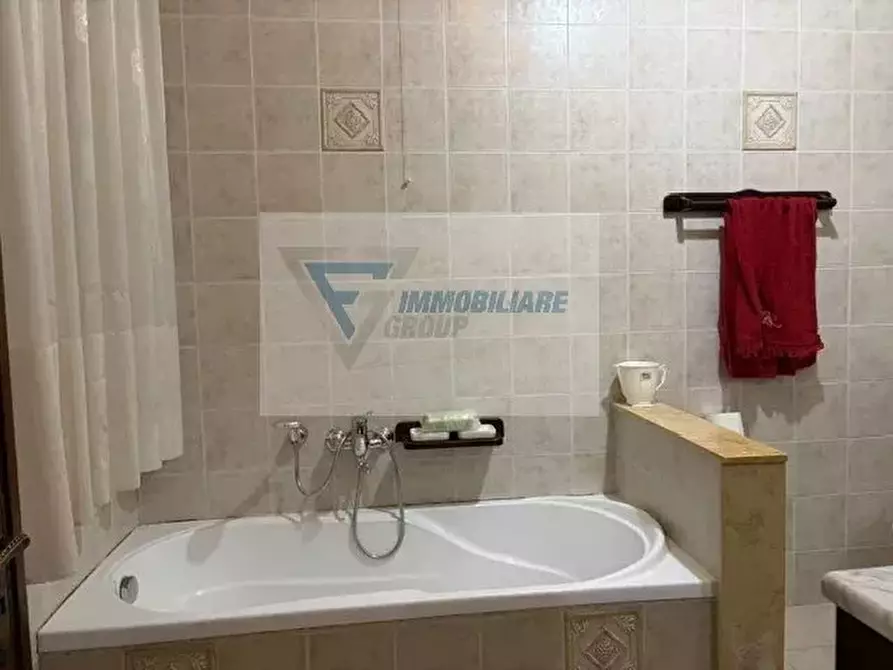 Immagine 38 di Monolocale in vendita  in Via Giuseppe Bottaro a Siracusa