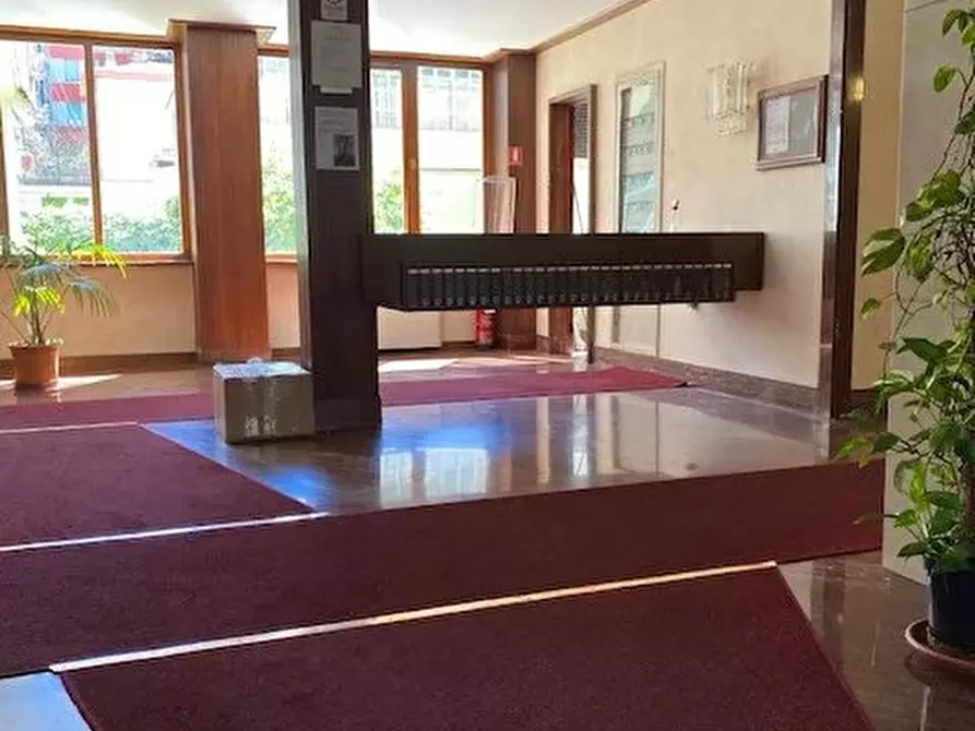 Immagine 23 di Casa trifamiliare in affitto  a Milano