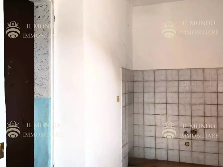 Immagine 11 di Casa trifamiliare in vendita  in Via Del Plebiscito, snc. a Palombara Sabina